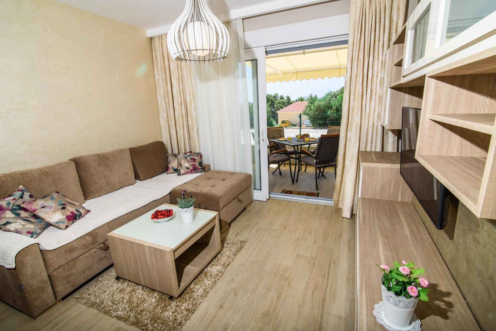Apartments Leone Lukas プロマイナ 部屋 写真
