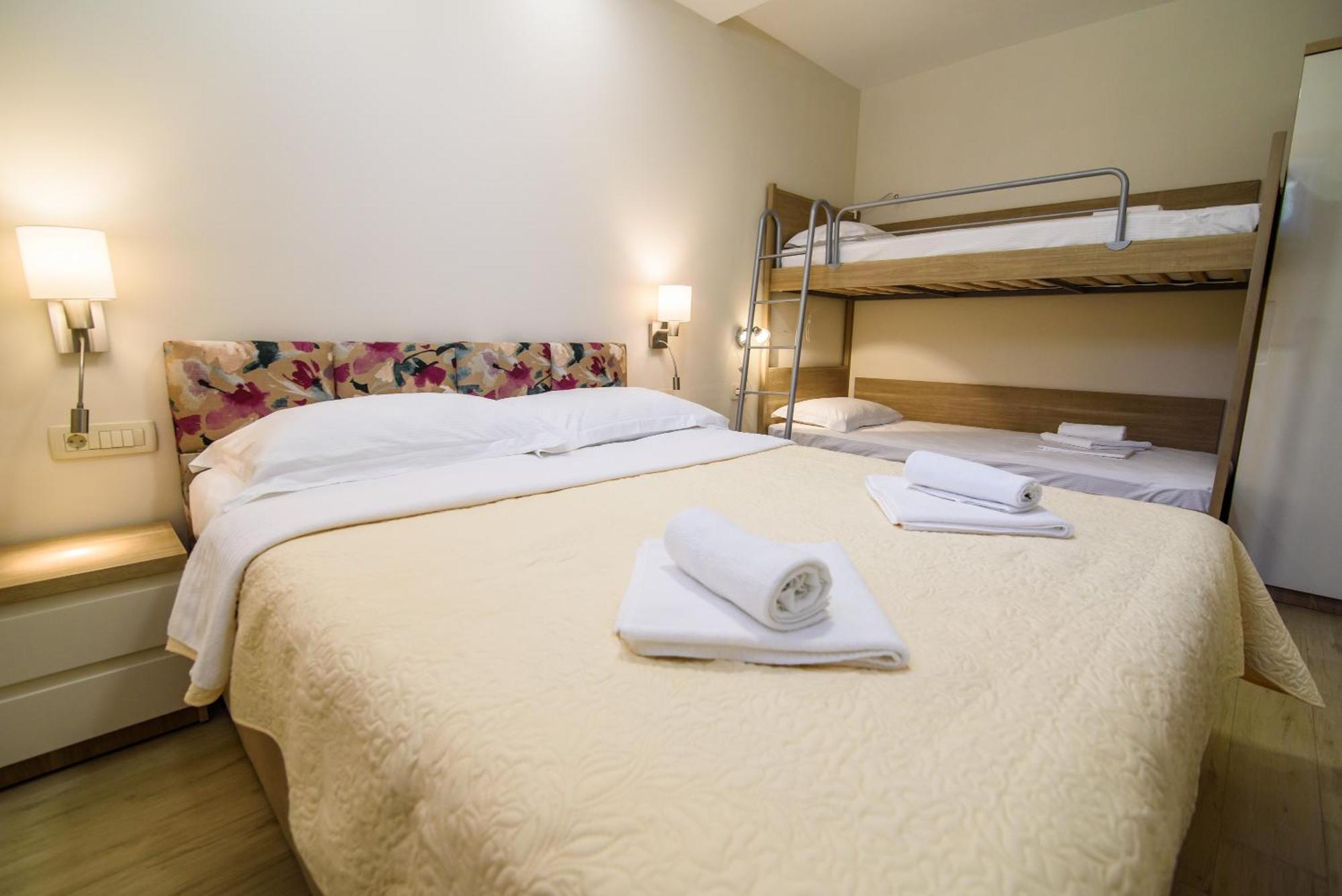 Apartments Leone Lukas プロマイナ 部屋 写真