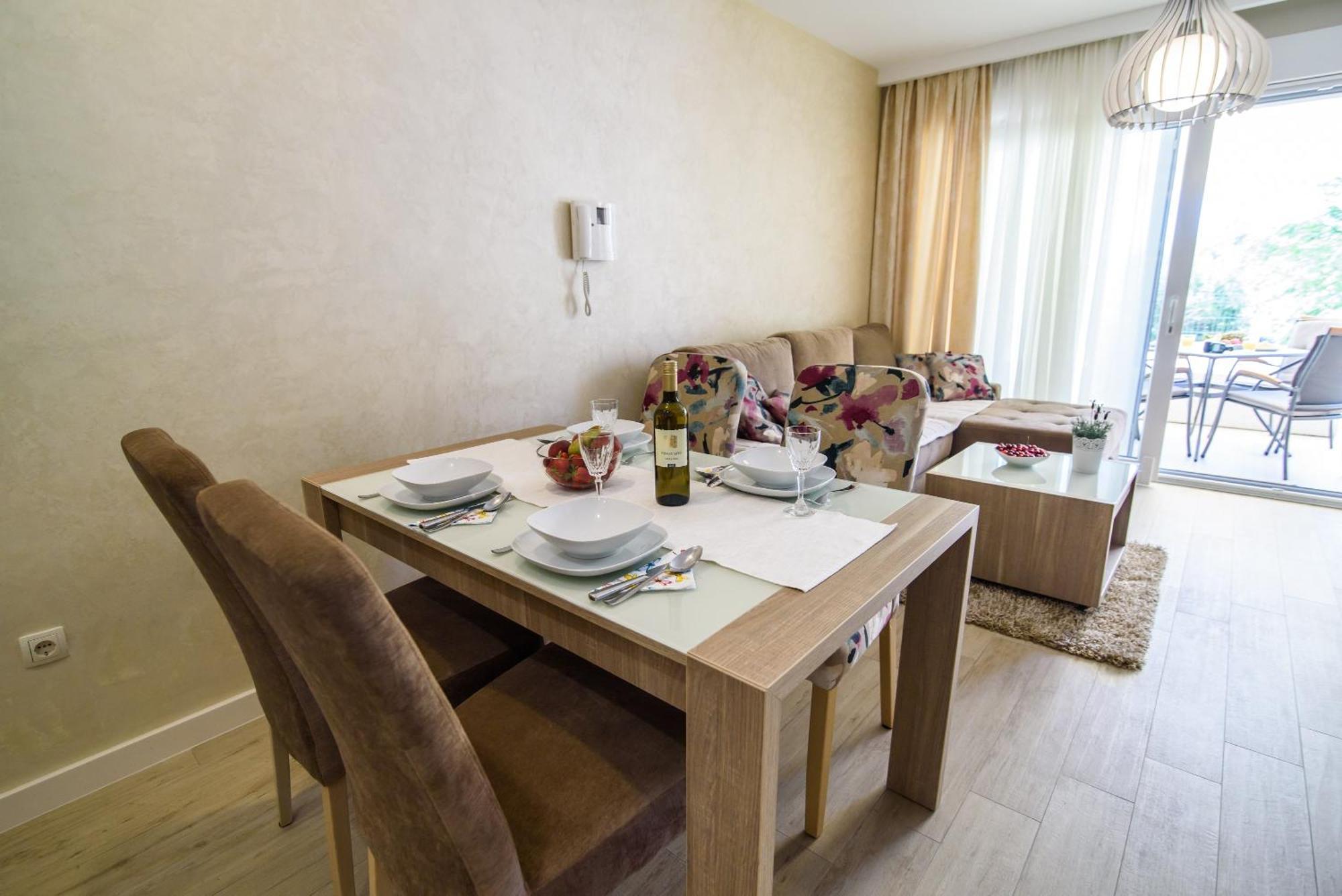 Apartments Leone Lukas プロマイナ 部屋 写真