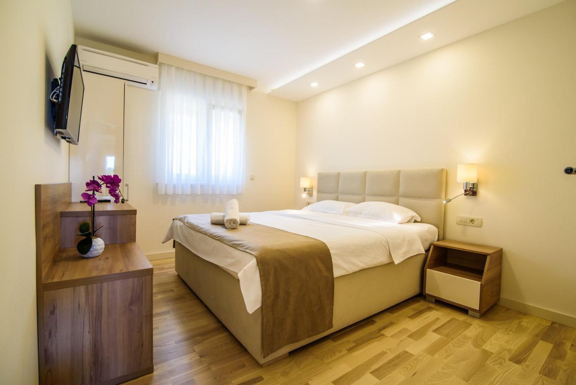 Apartments Leone Lukas プロマイナ 部屋 写真